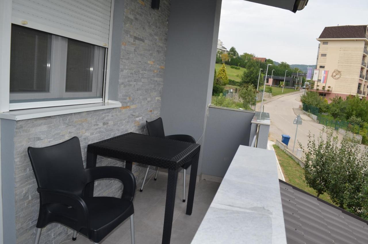 Apartmani Ana Vrdnik Exterior photo