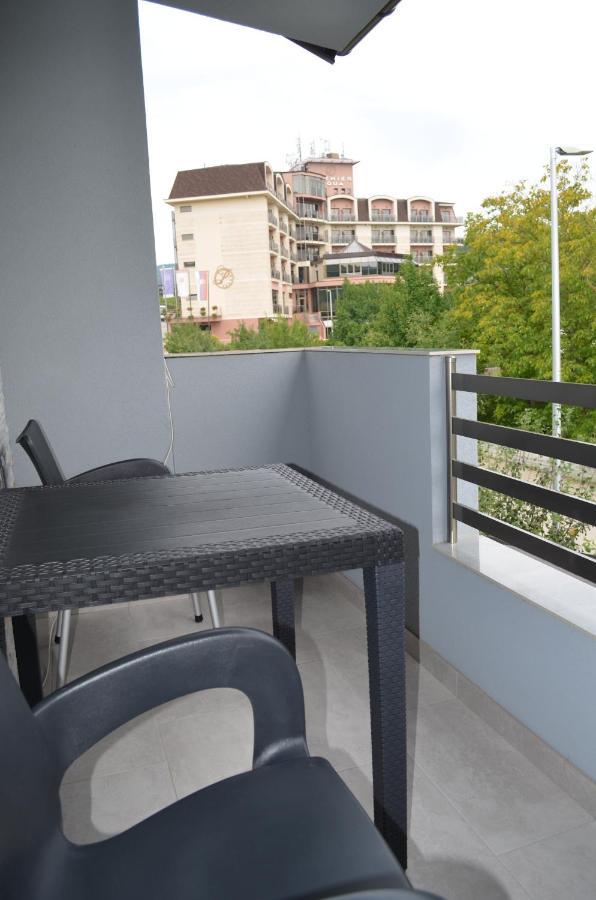 Apartmani Ana Vrdnik Exterior photo