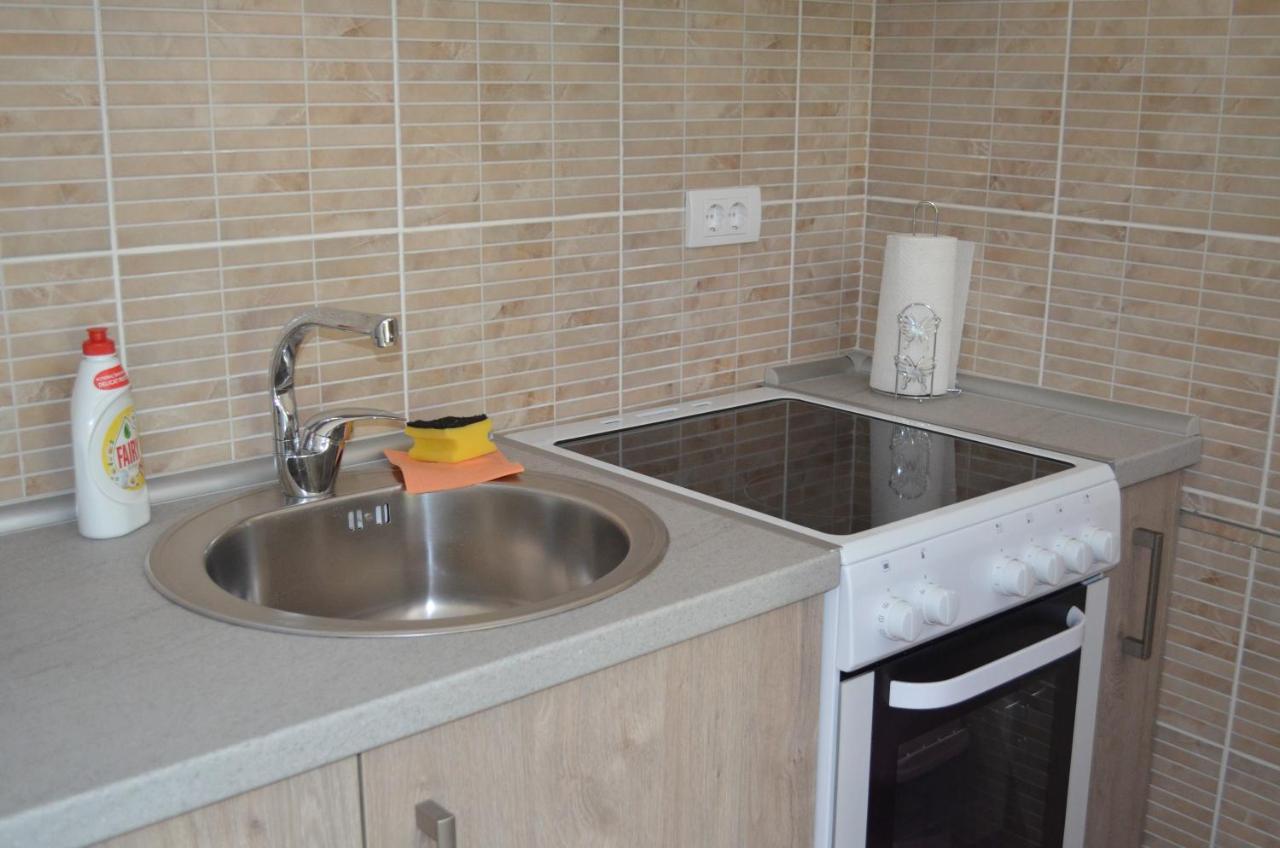 Apartmani Ana Vrdnik Exterior photo